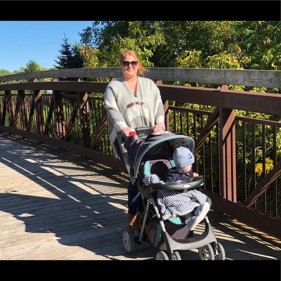 Meet your Posher, Jacklyn - Picture 1 of 1